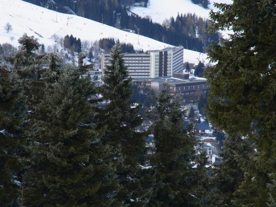 Blick vom Keilberg AHORN Hotel Am Fichtelberg