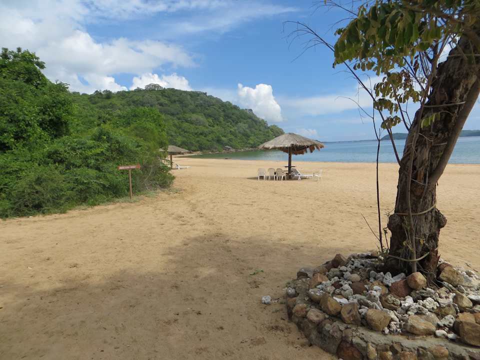 Superschöner und immer leerer Strand Marble Beach Airforce Resort