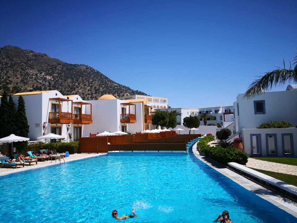 Pool Mitsis Family Village