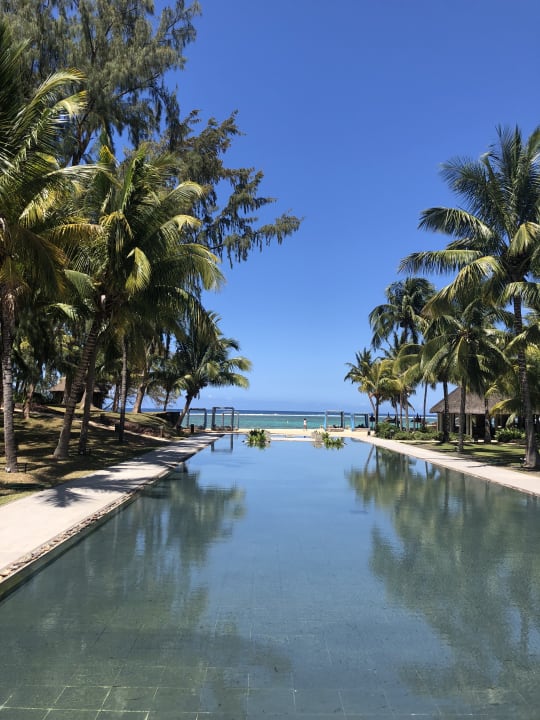 Gartenanlage Outrigger Mauritius Beach Resort