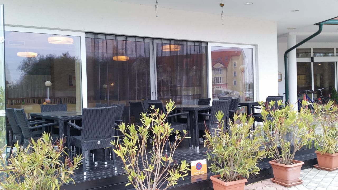 Terrasse Thermenhotel Kurz