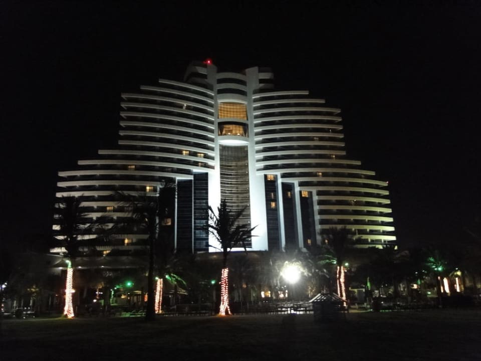 Einfach schön Hotel Le Meridien Al Aqah Beach Resort