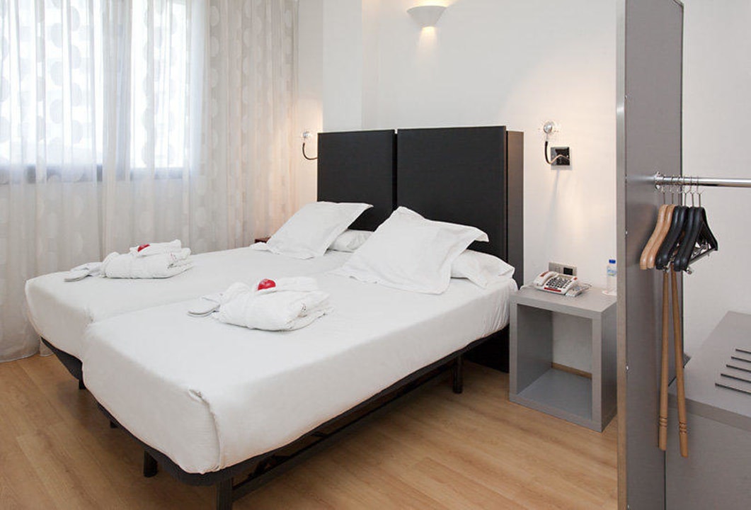 Habitación Adaptada Ilunion Aqua 3