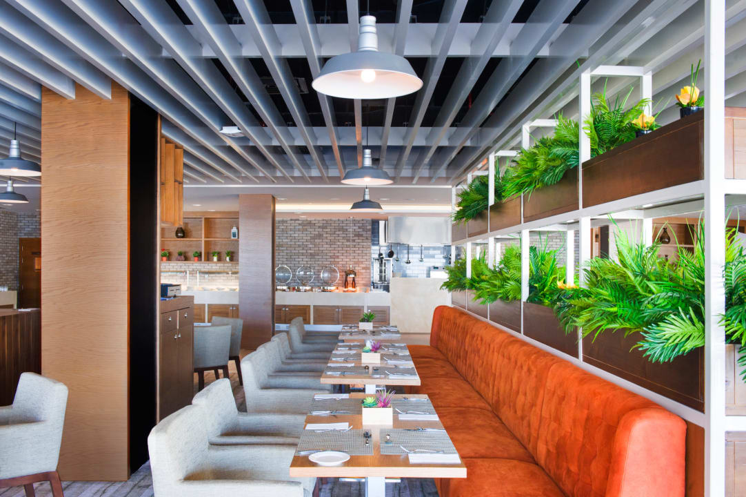 Restaurant Hilton Garden Inn Ras Al Khaimah
