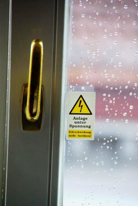 Achtung Strom Hotel Halm Konstanz