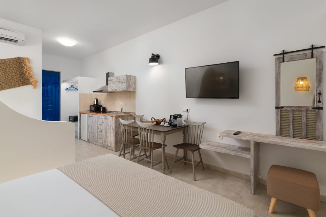 Zimmer Hotel 'Lindian Myth' Sea View Studios