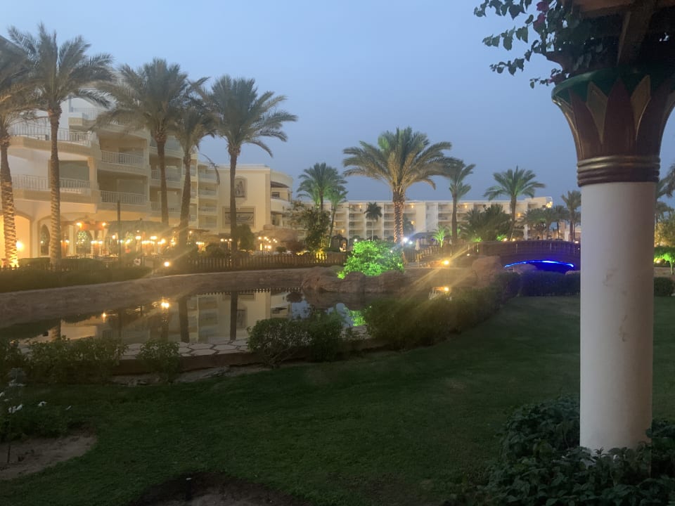 Gartenanlage Palm Royale Resort - Soma Bay