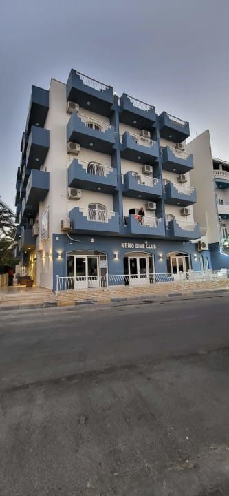Außenansicht Nemo Dive Club & Hotel