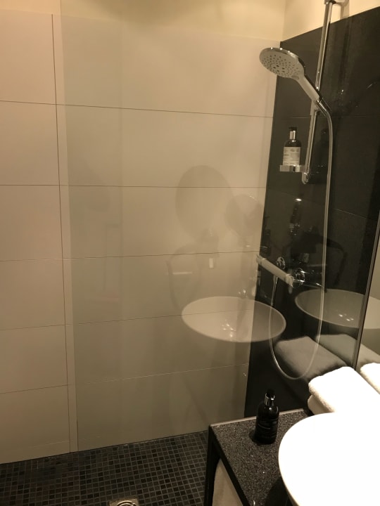 Zimmer Motel One Hamburg Airport