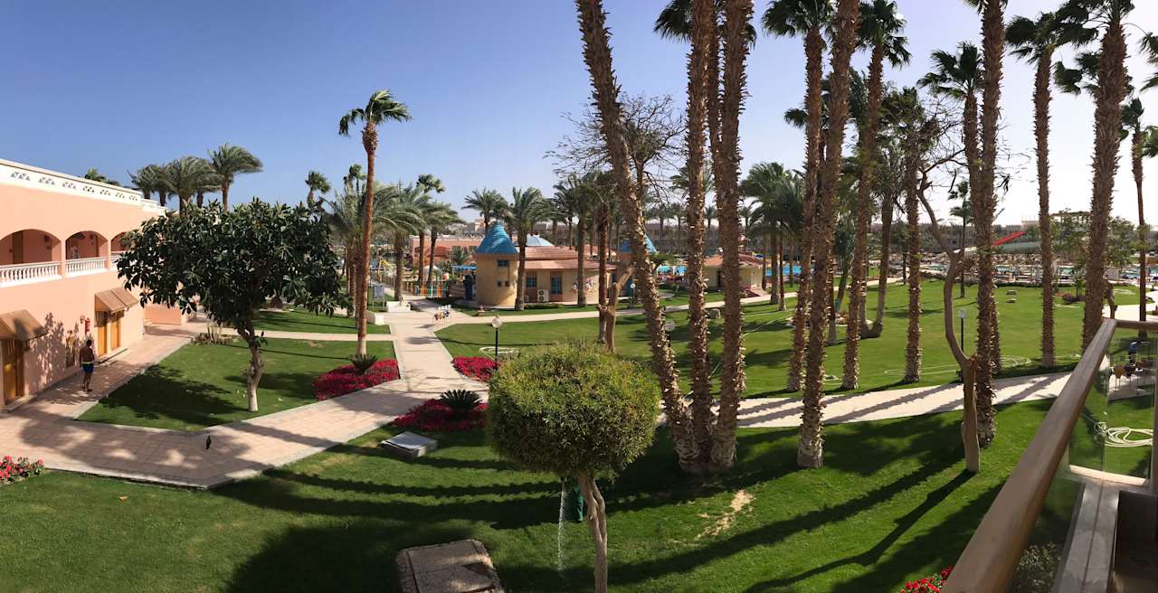 Gartenanlage Beach Albatros Resort