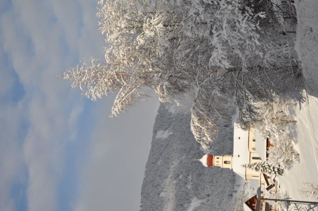 Blick Richtung Kirche Dorf Ferienwohnungen Gschlössle
