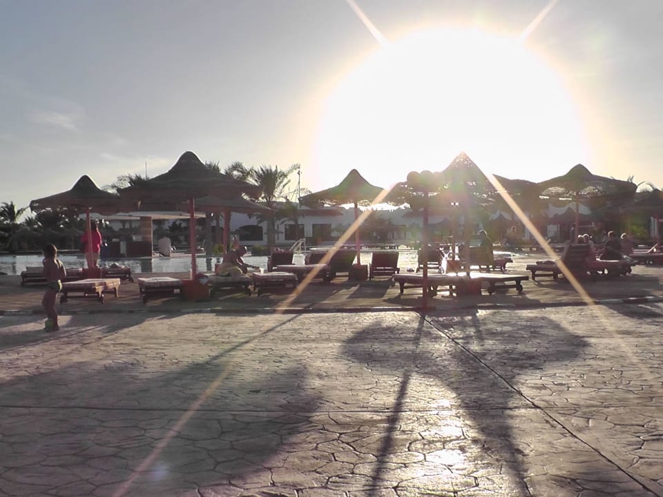 Blick auf Pool/Gazebo-Bar Fantazia Resort Marsa Alam