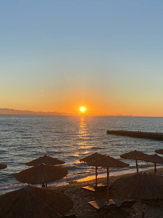 Strand Ammon Zeus Luxury Beach Hotel