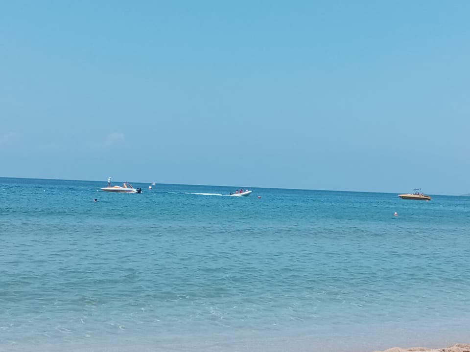 Strand Aska Hotel Just in Beach