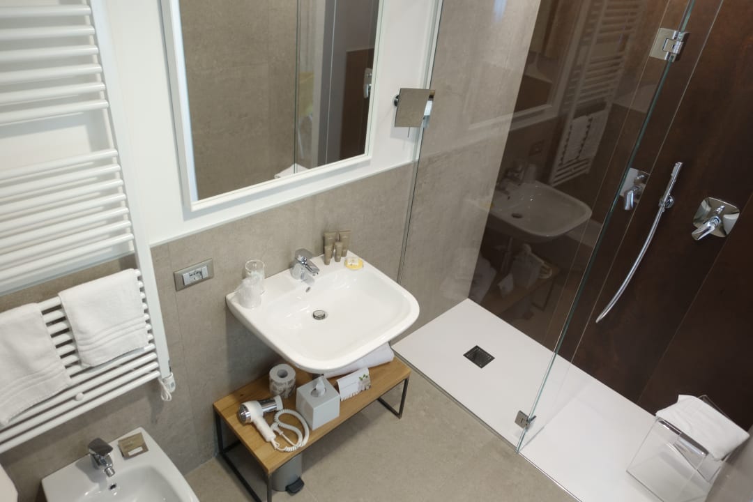 Zimmer ALEA - Garda Lake Suite