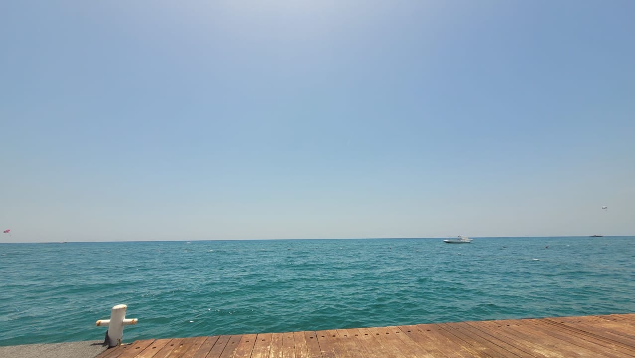 Strand Wyndham Garden Lara