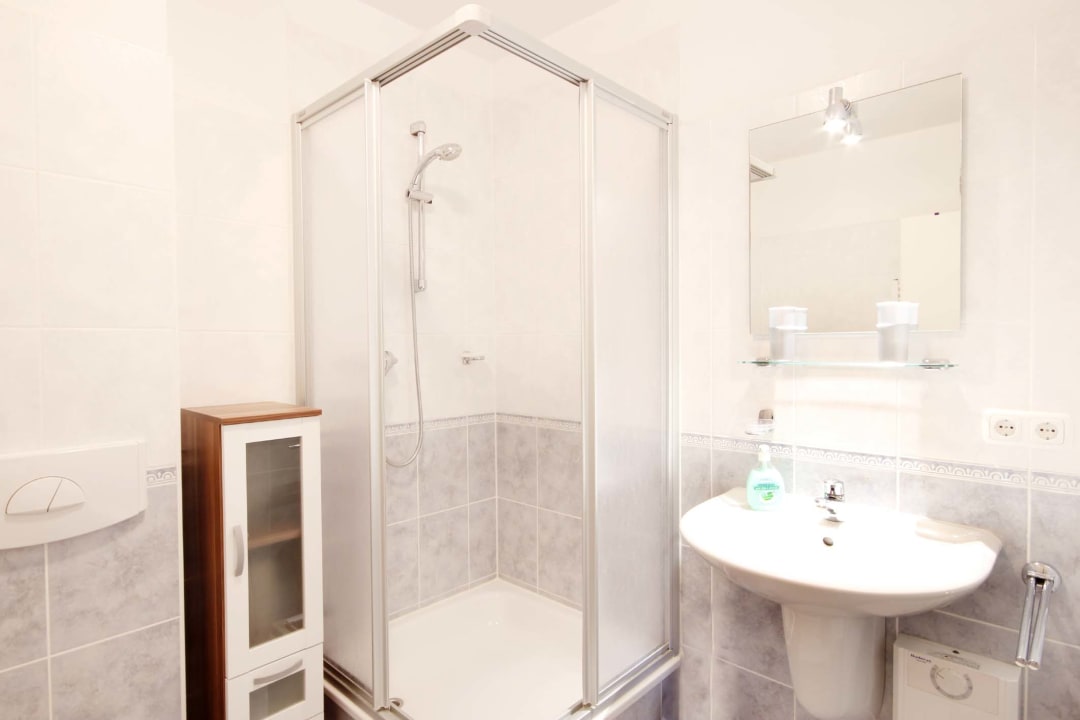 Zimmer Rujana Ferienwohnungen - Deutsches Haus