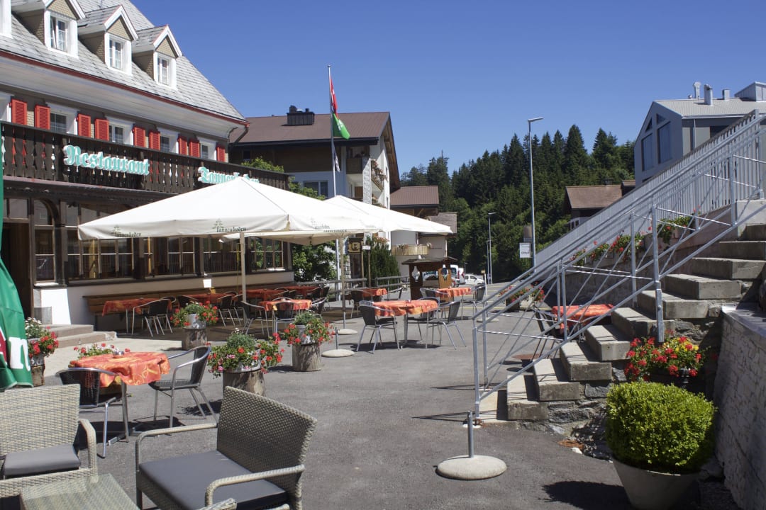 Terrasse Hotel Tannenboden AG