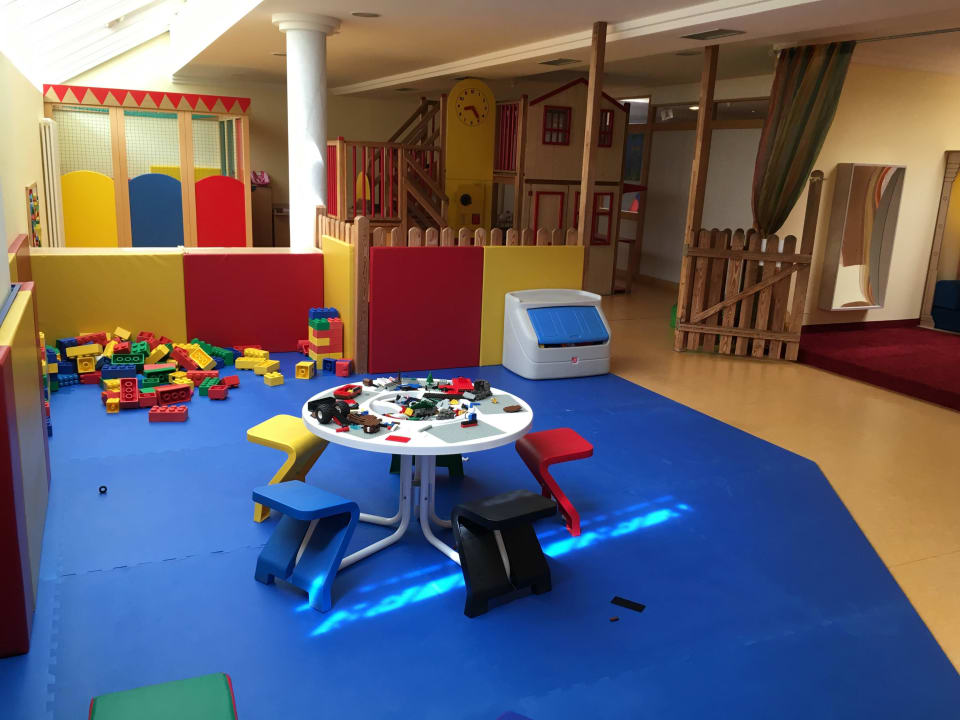 Kinderclub König Pipo TYROL family retreat
