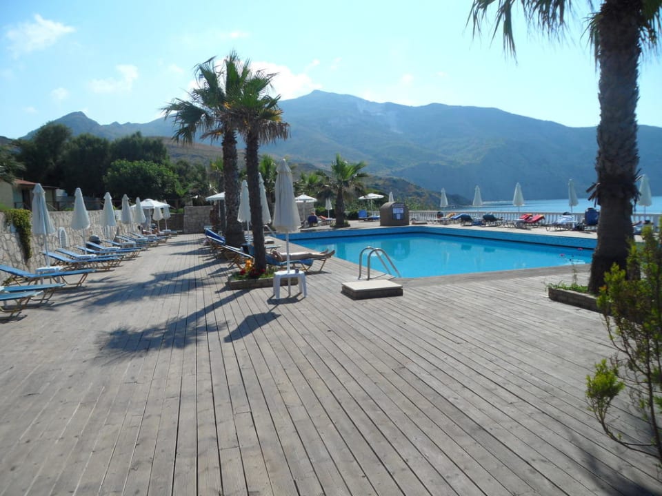 Pool Hotel Crystal Beach