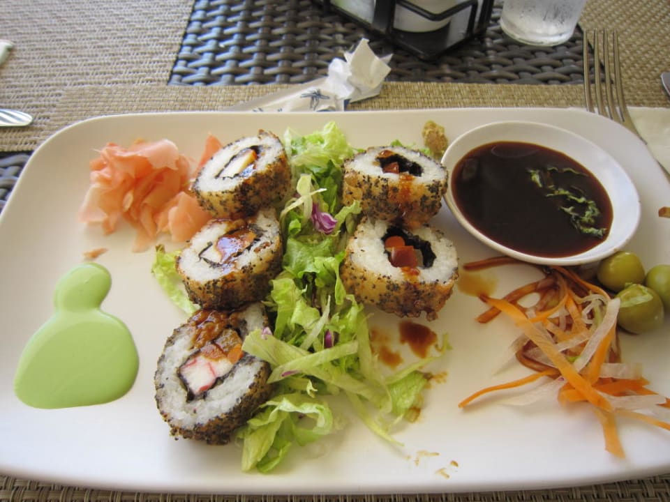 Ein Snack in der Seabluebar Catalonia Royal Bavaro - Adults only