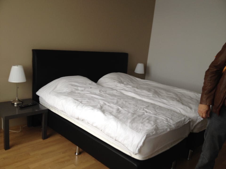 Beqem Airport Hotel Aurora Star
