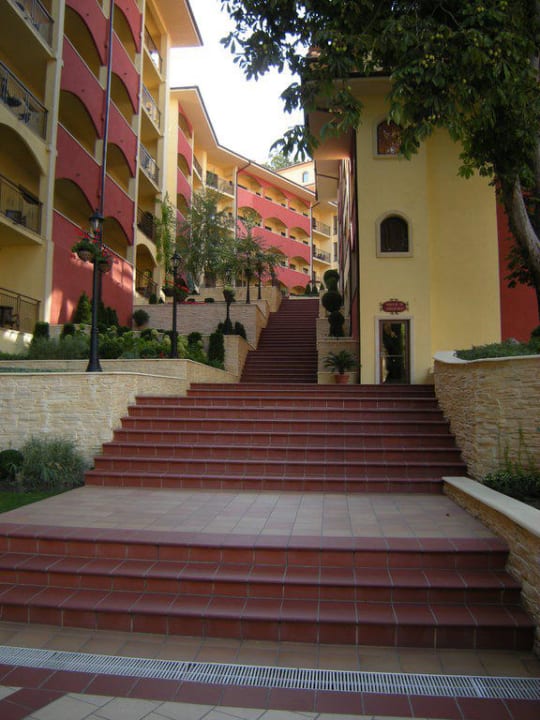 Große Treppe GRIFID Aqua Club Bolero