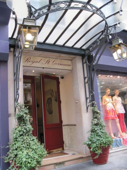 Eingang Hotel Royal Saint Germain