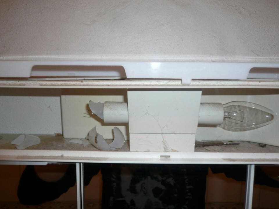 Badezimmerschrank Bunte Villa