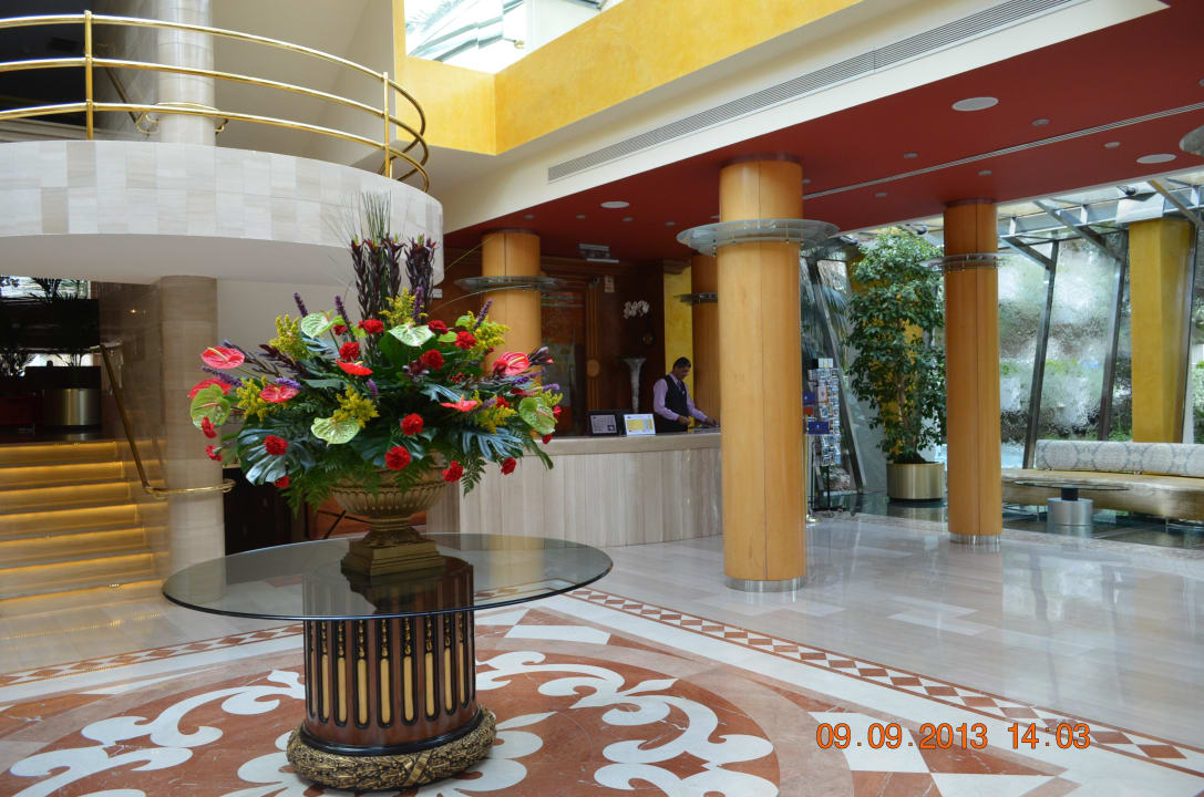 Frische Blumen allsun Hotel Bella Paguera