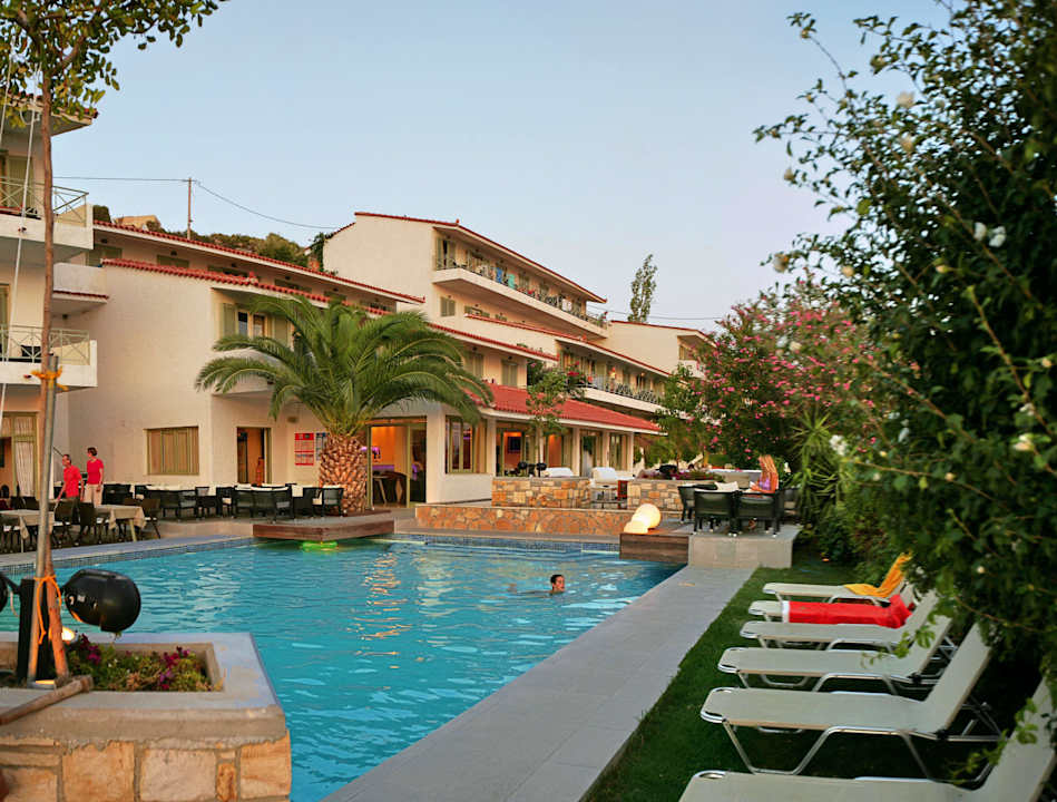 Great pool Hotel Sandy Bay