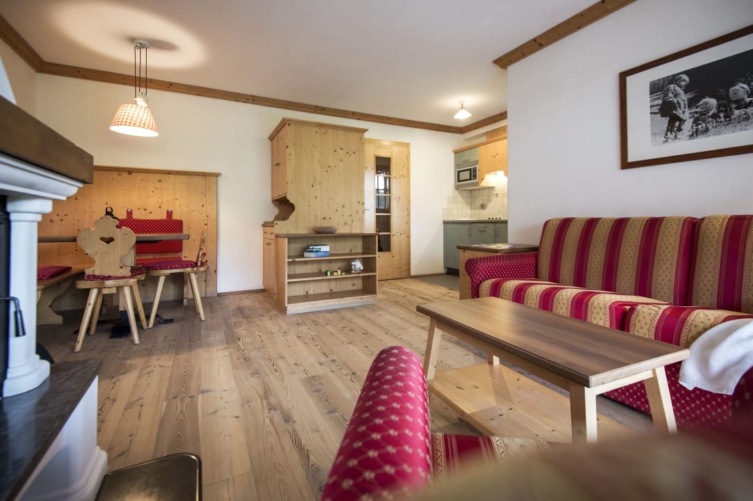 Zimmer Post Alpina - Family Mountain Chalets