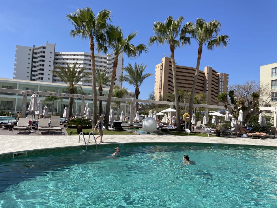 Pool BG Hotel Caballero