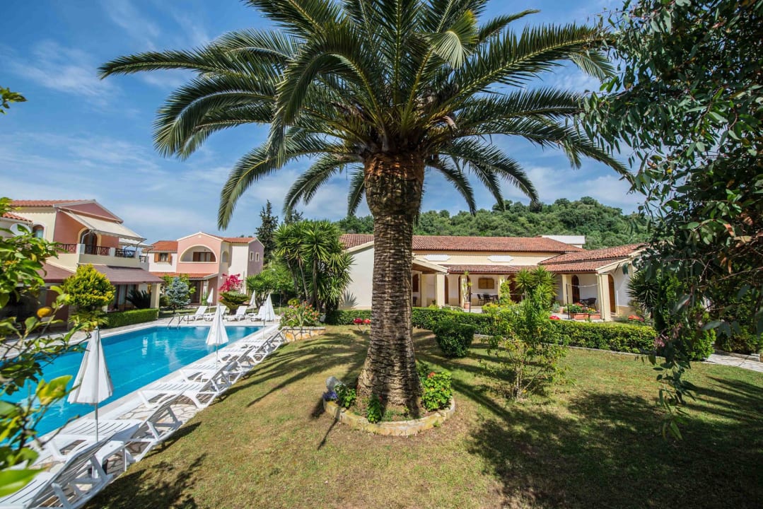 Gartenanlage Villa Violetta