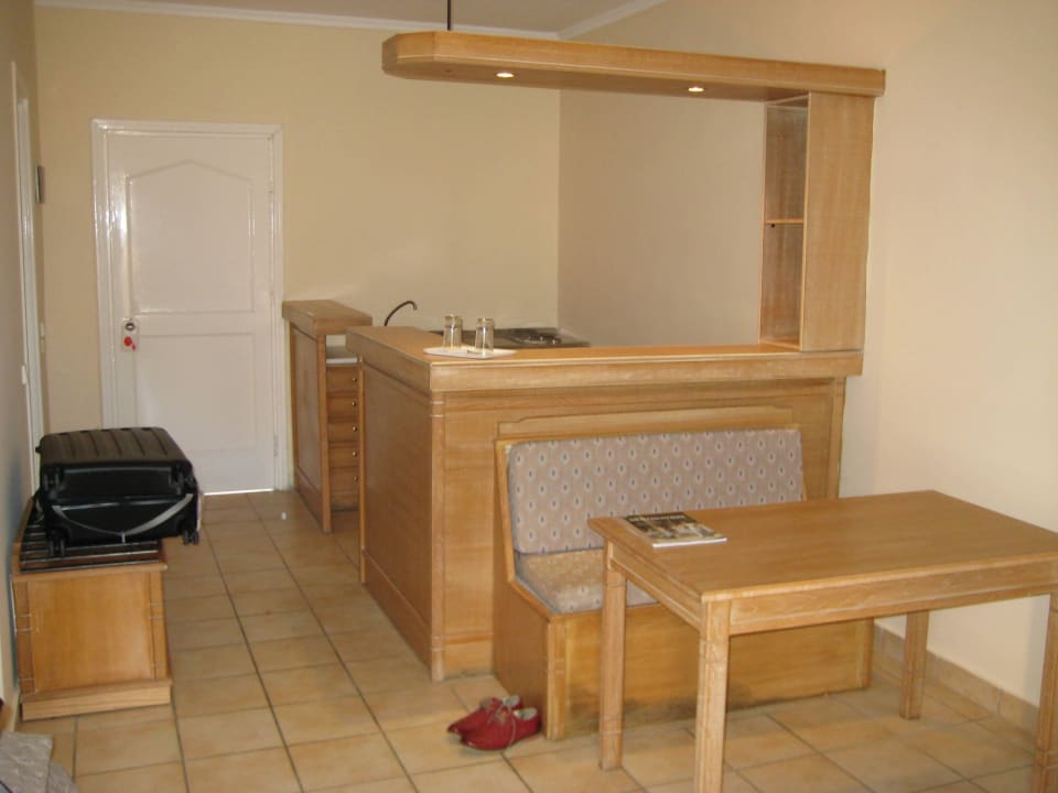 Zimmereingang von Innen Mitsis Family Village