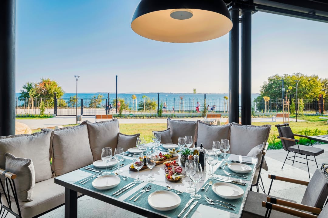 Gastro Voya Beach Resort