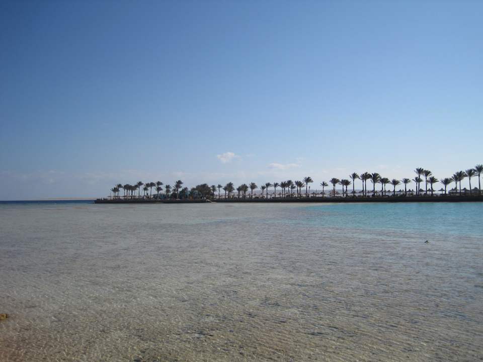 Ausblick von Block A auf vorgelagerte Halbinsel Arabia Azur Resort