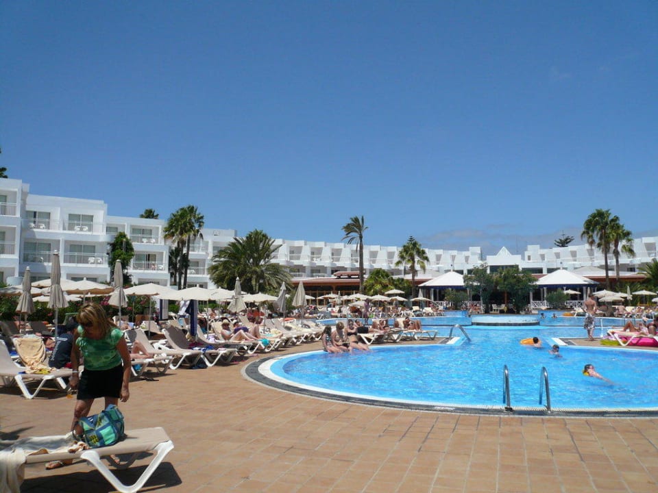 Pool Hotel Riu Paraiso Lanzarote