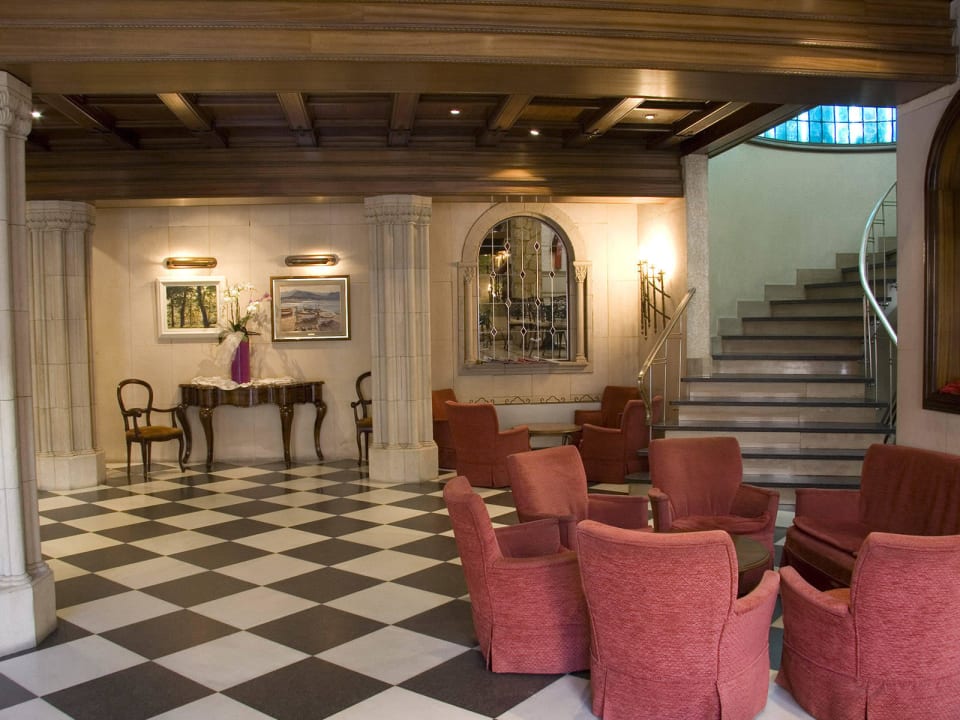 Hotel SERHS Oasis Park- Lobby Hotel Vila de Calella