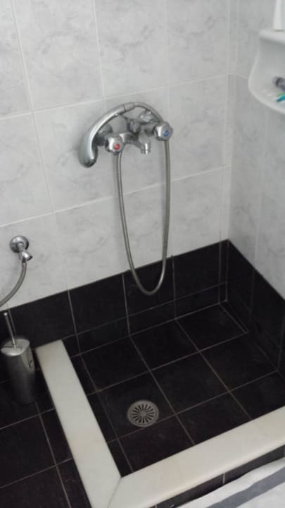 Dusche Hotel Three Brothers