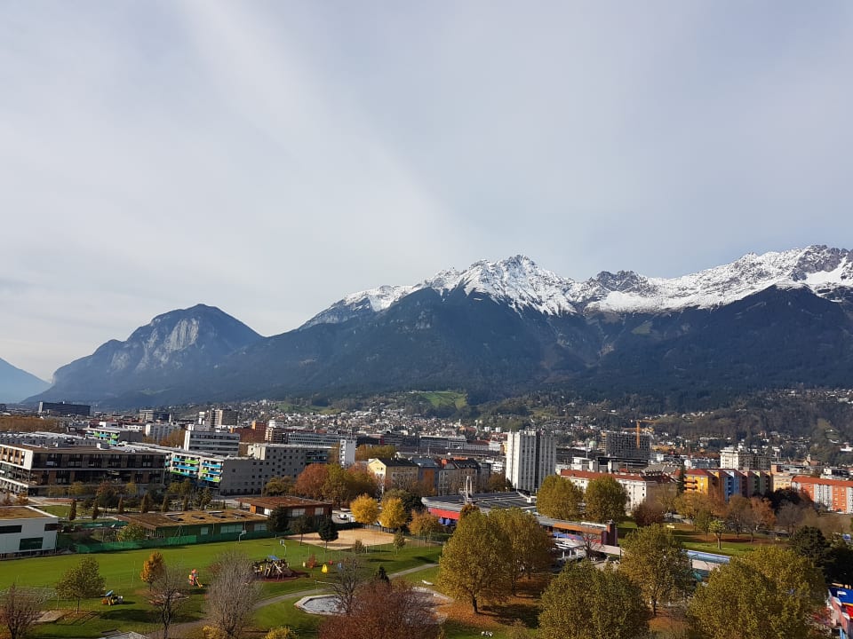 Ausblick Hilton Garden Inn Innsbruck Tivoli