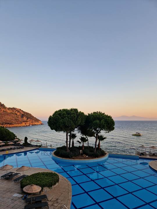 Pool Aria Claros Beach & Spa Resort