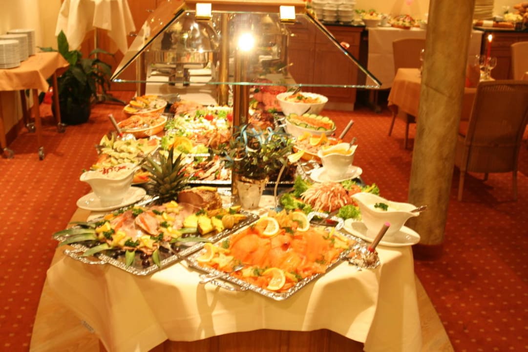 Meeresbuffet Dienstags und Freitags Enjoyhotel Greetsiel