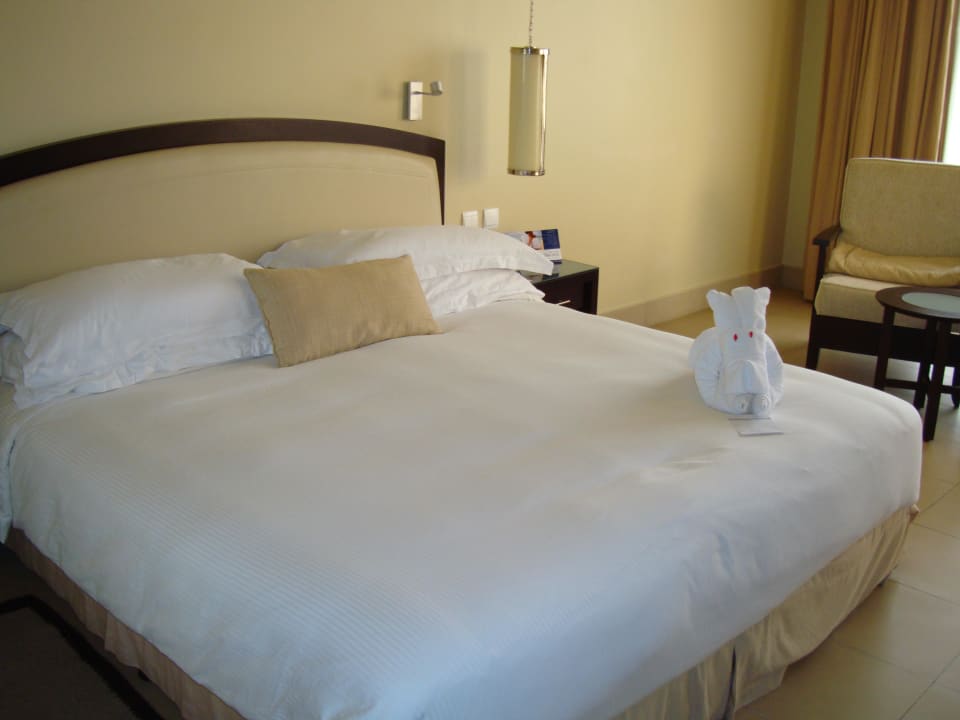 Villa 22-1, Schlafzimmer The Cove Rotana Resort