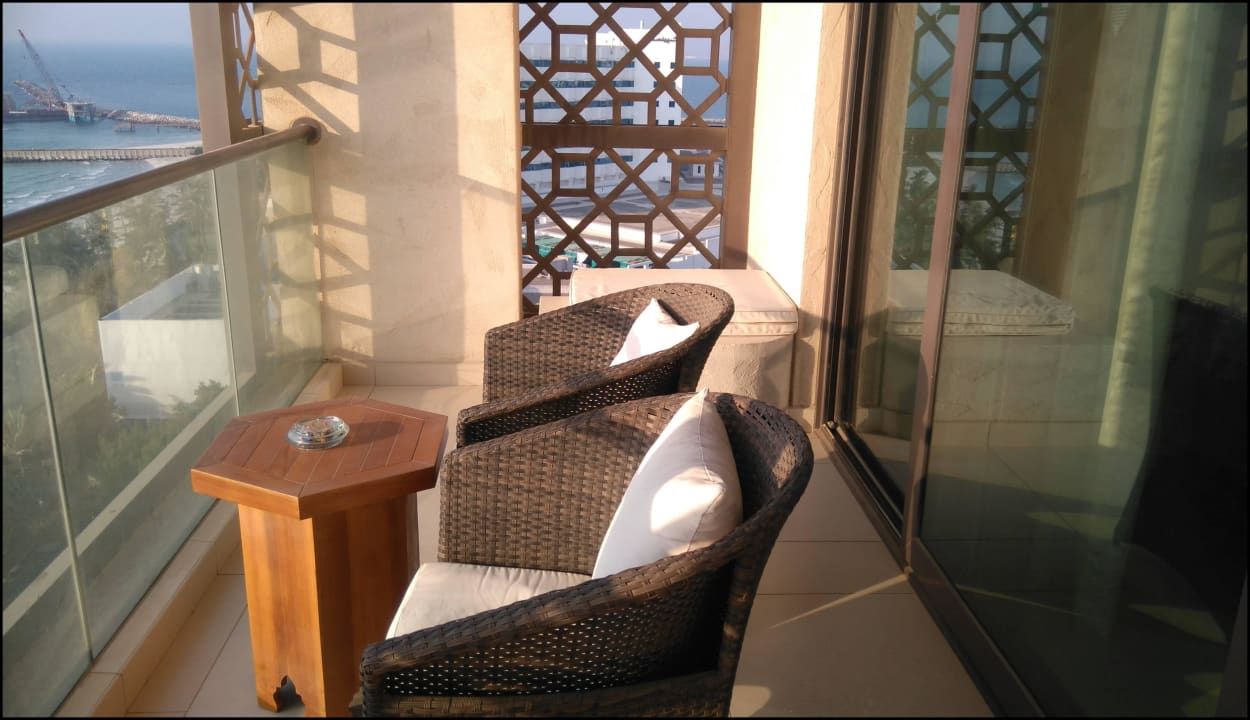 Balkon Ajman Saray, a Luxury Collection Resort