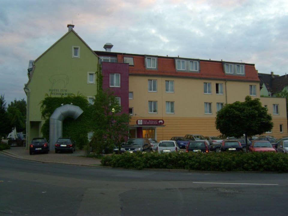 Seitenansicht Hotel Zum Weissen Ross