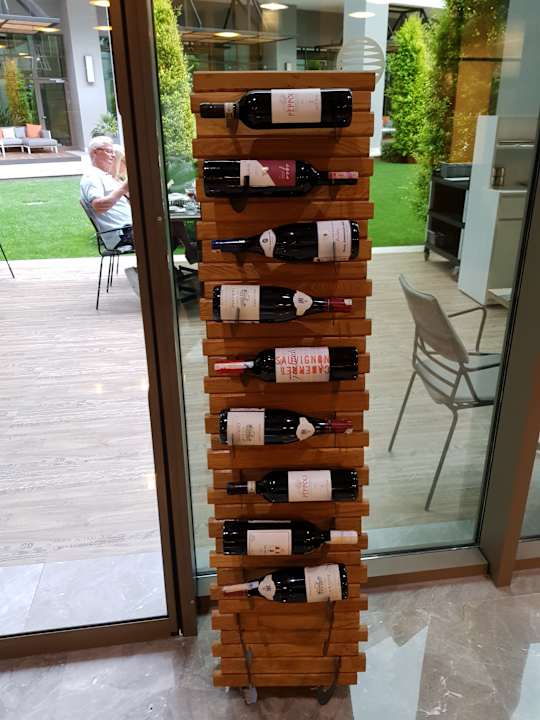 Gastro Acanthus Cennet Barut Collection