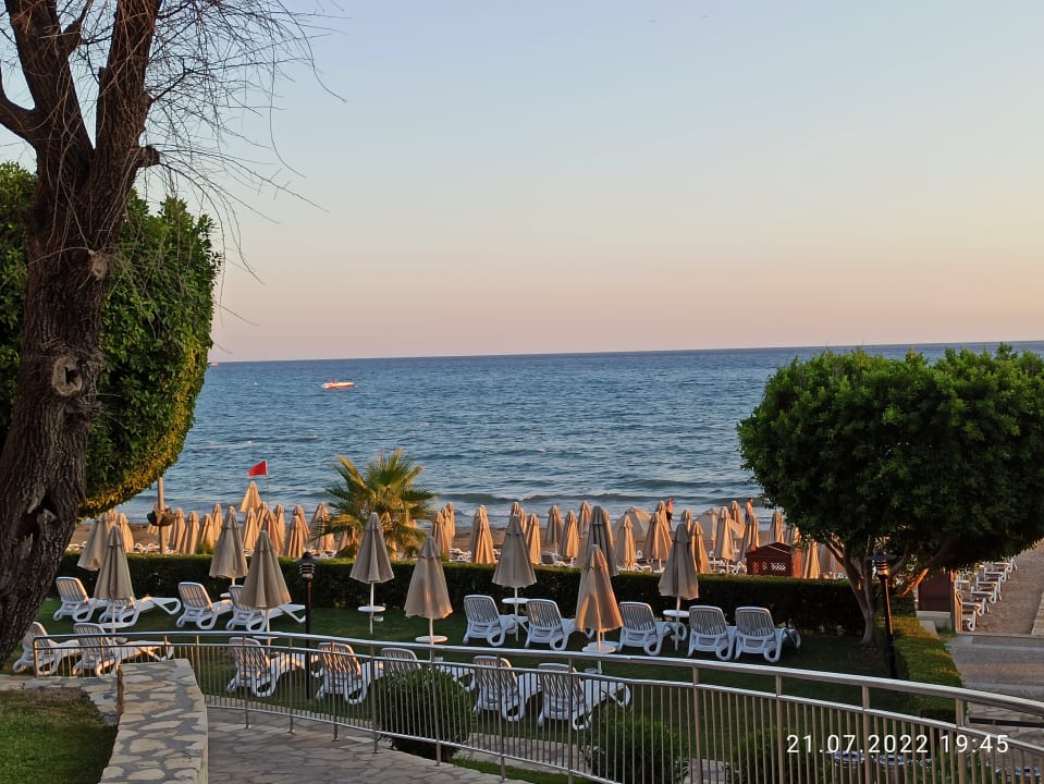 Strand Melas Holiday Village