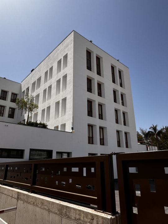 Außenansicht Hotel Fariones