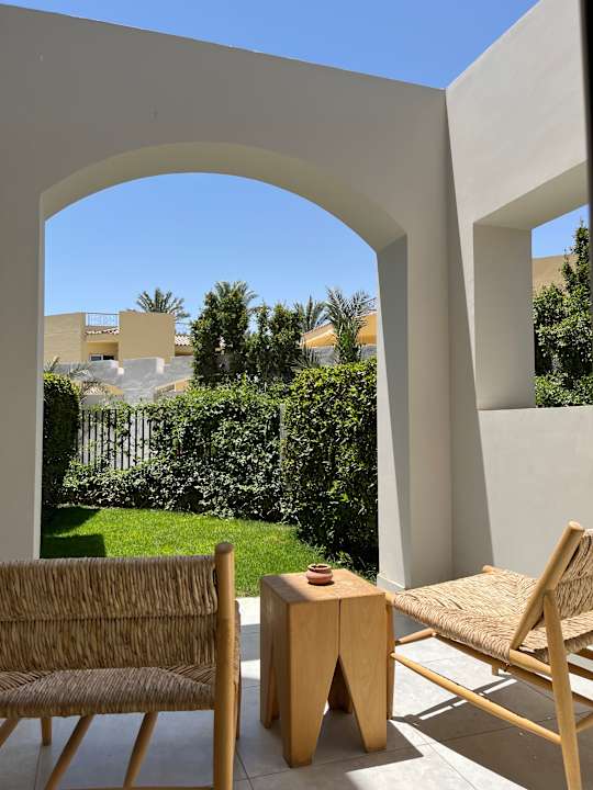 Zimmer Serry Beach Resort